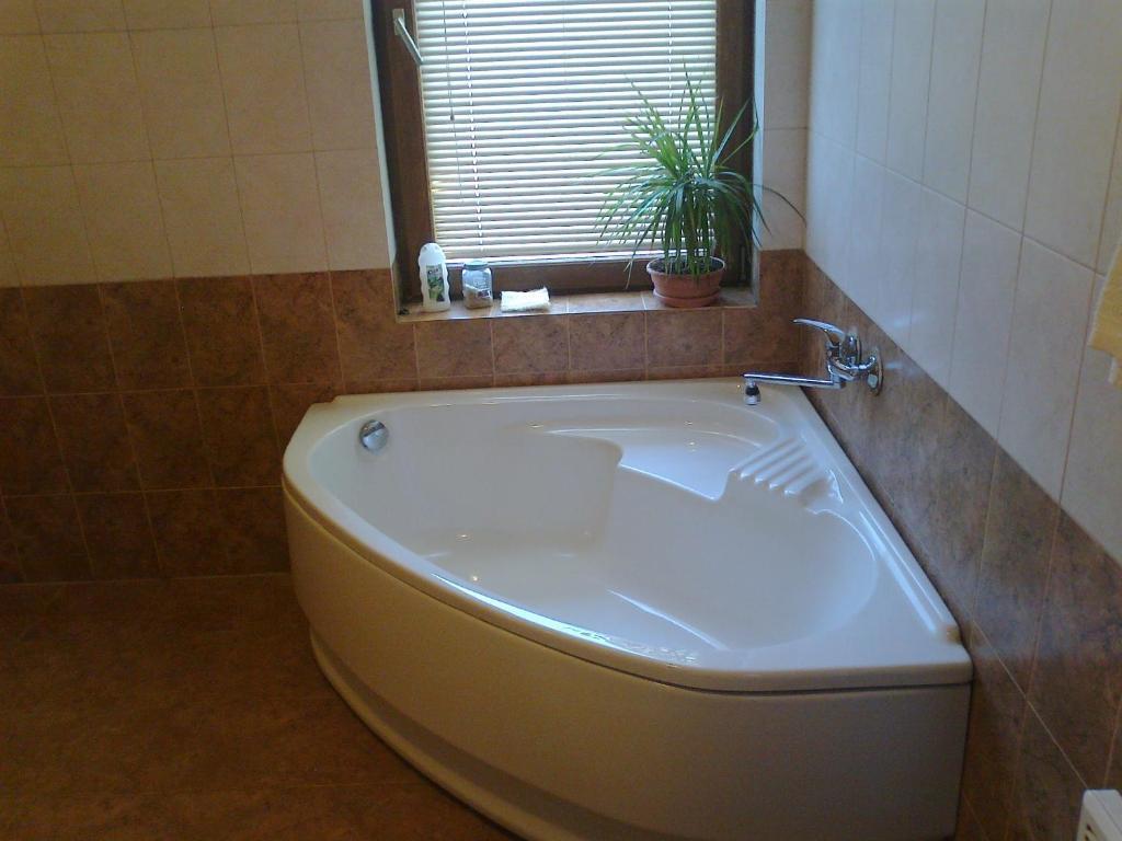 Hotel Rade 2 Vratsa Quarto foto